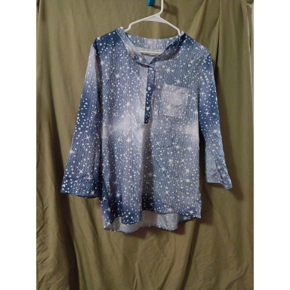 Star Pattern Ombre Shirt No Tags Medium Long Sleeves Woman's Girls Button Up - Picture 1 of 5